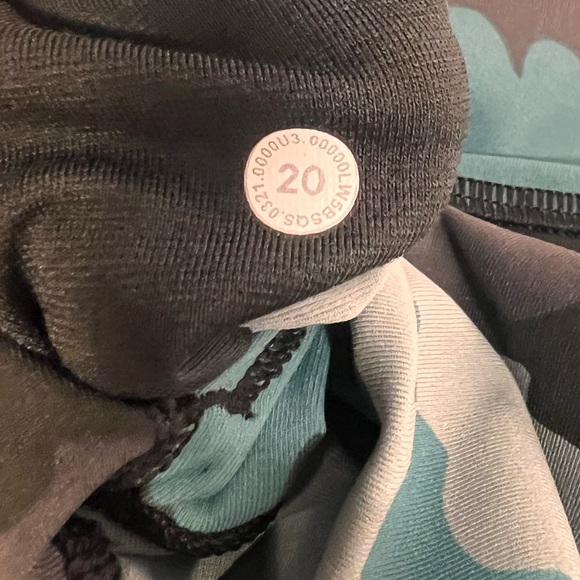 NWOT / Lululemon Wunder Under High-Rise Tight 25" - Picture 6 of 8